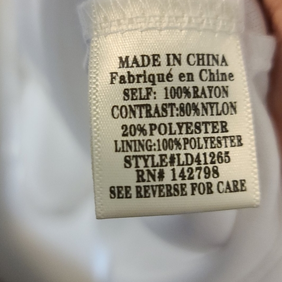 Loveriche White Flowy Mini Dress - Picture 7 of 7